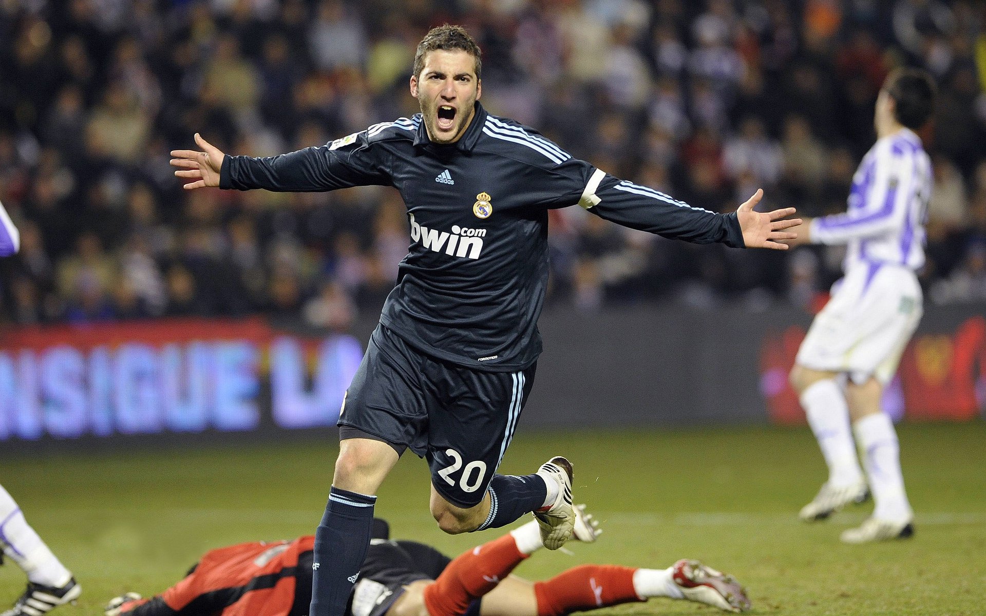 塞内加尔主帅：我们的足球没有季节限制，塞内加尔足球实力